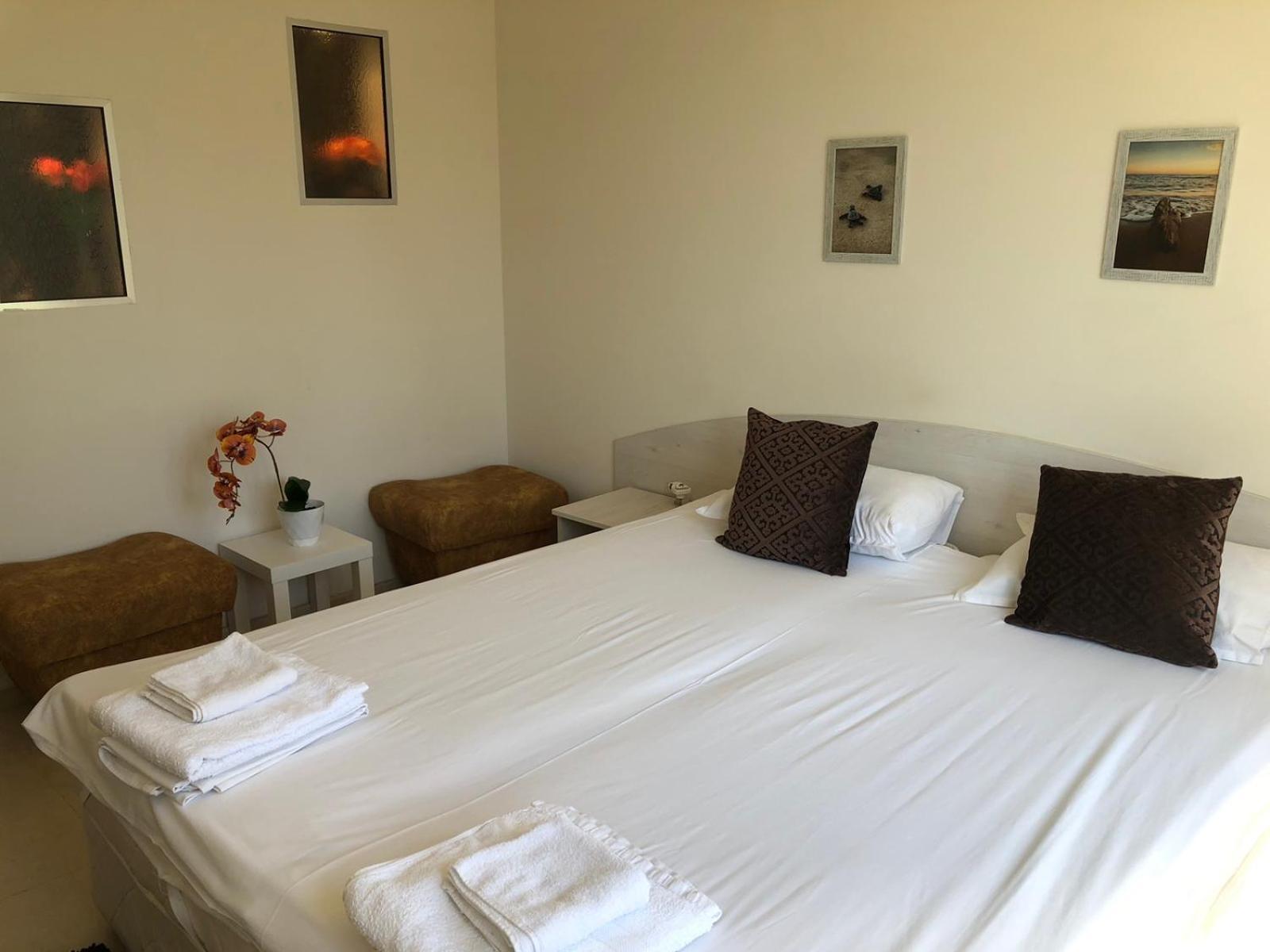 Complex Pika Hotel Golden Sands Bagian luar foto