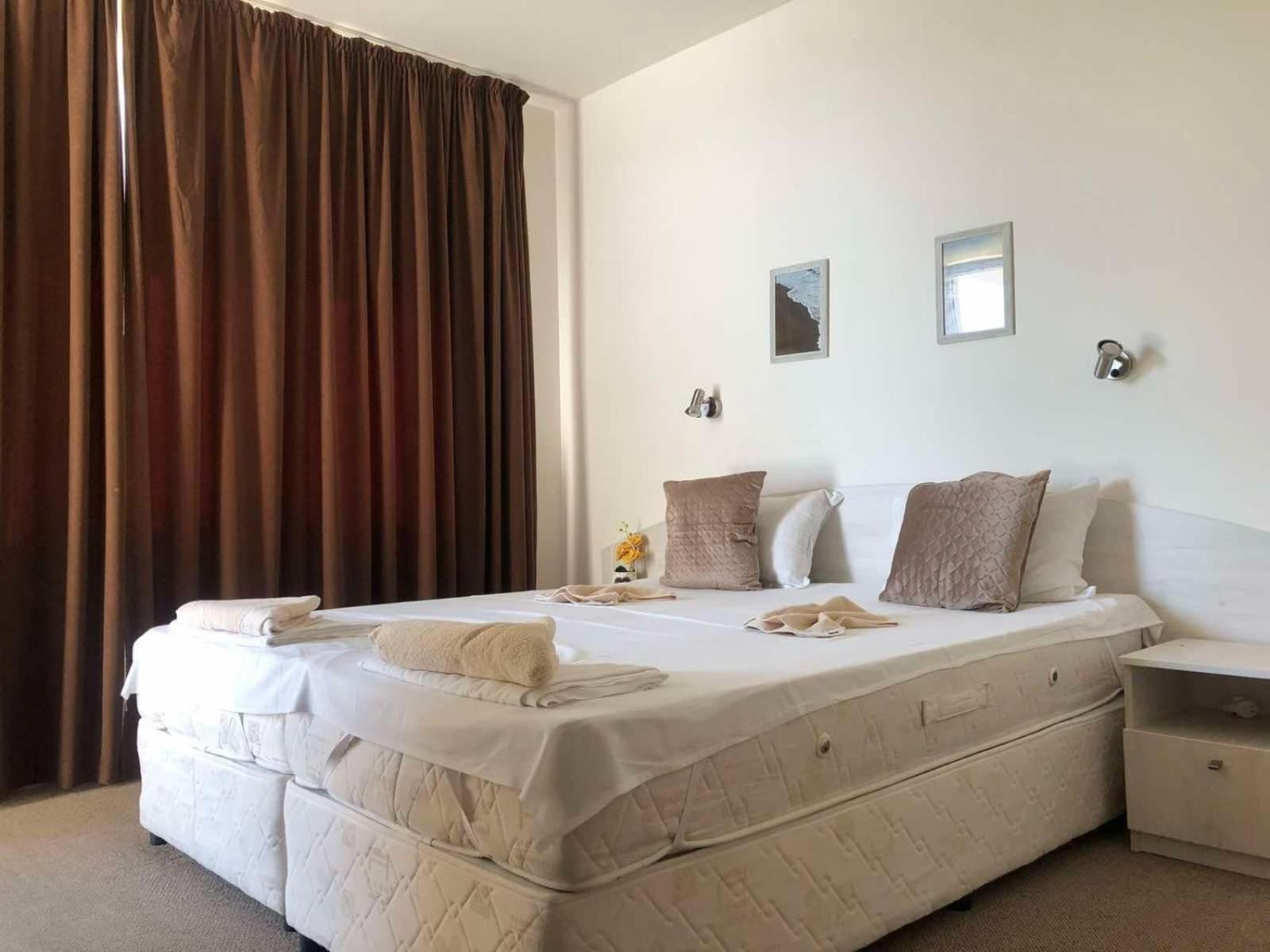 Complex Pika Hotel Golden Sands Ruang foto